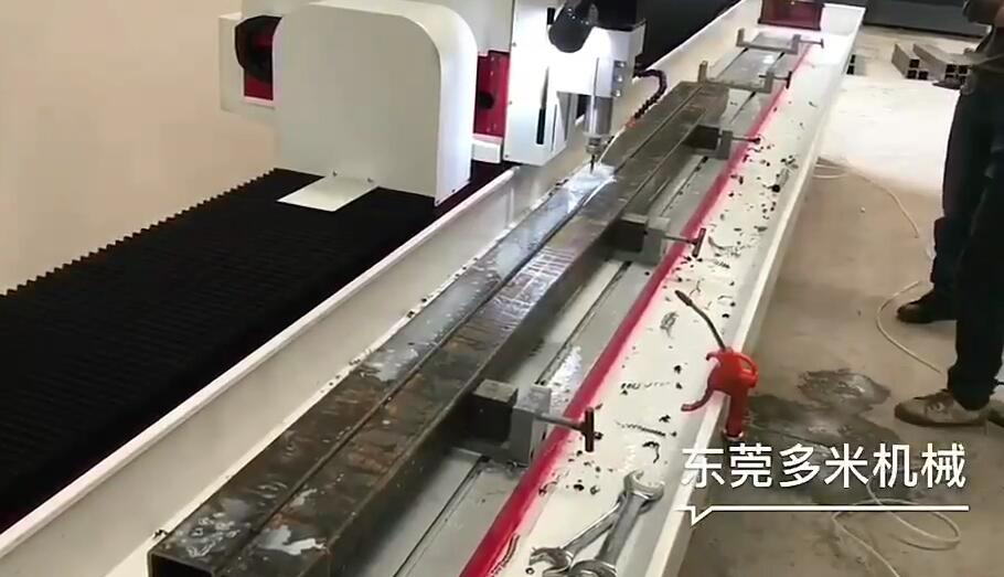 拼搏平台【中国】有限公司数控钻攻机